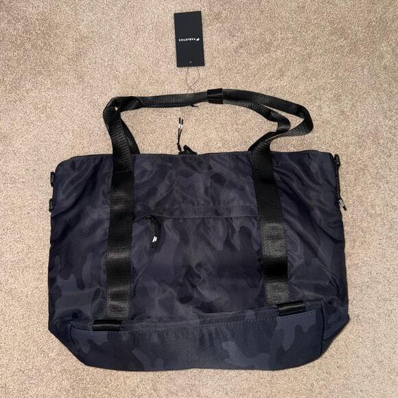 New Fabletics The Everyday Tote Black Tactical Camo O/S - Picture 7 of 8